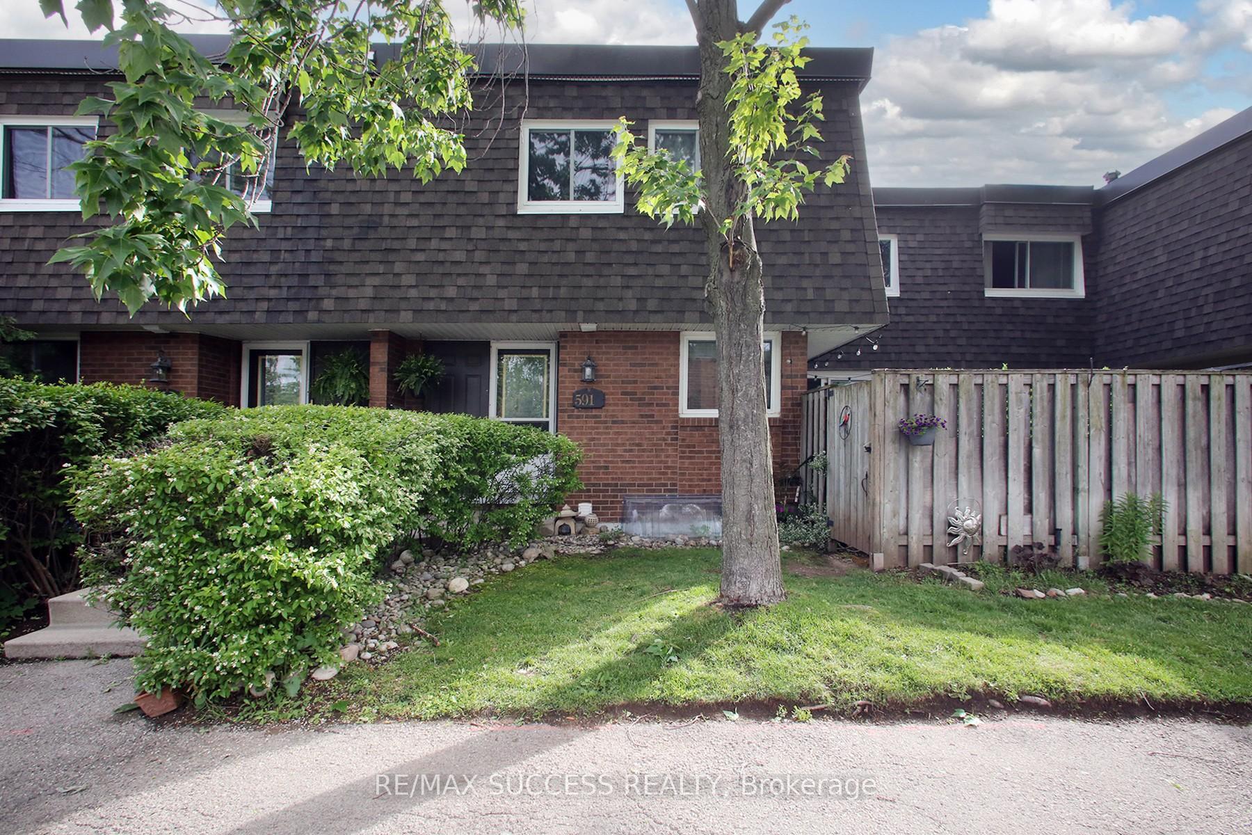 591 Timber Lane 591, Burlington, ON L7L 4B1