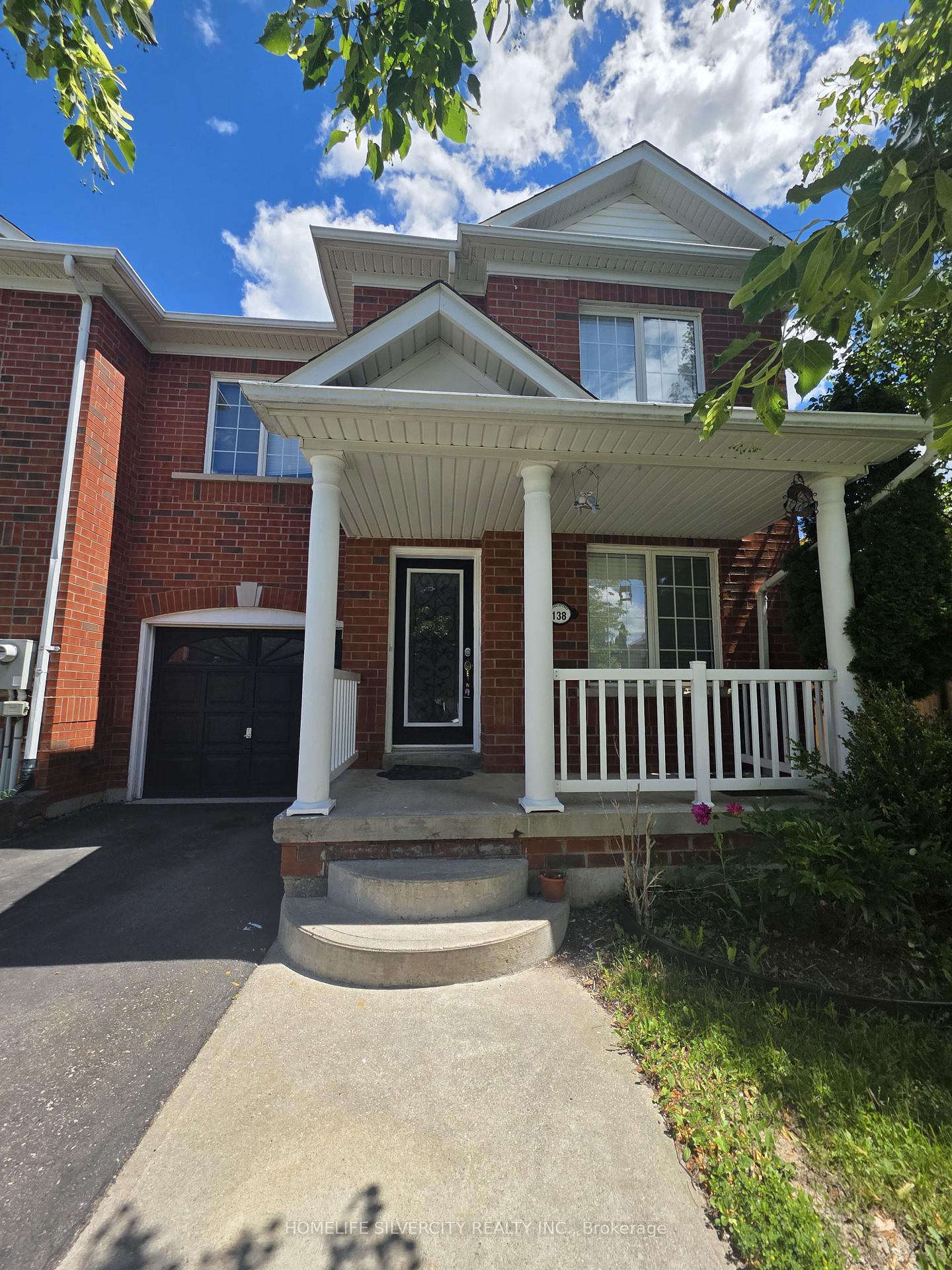 138 Tianalee Crescent, Brampton, ON L7A 2K8