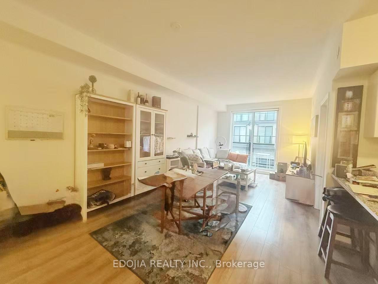 20 Woodstream Drive 3, Toronto W10, ON M9W 0G1
