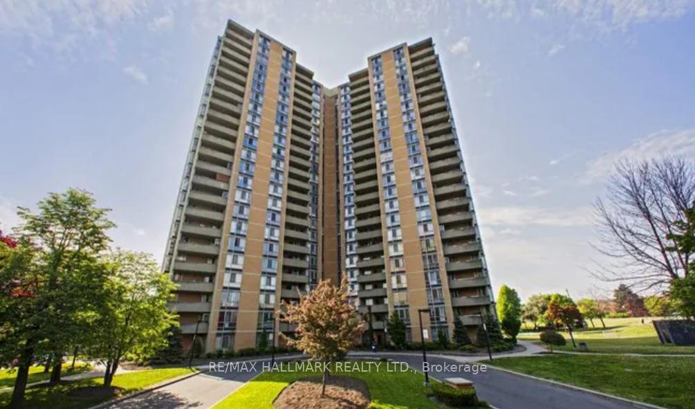 15 Martha Eaton Way 1705, Toronto W04, ON M6M 5B5