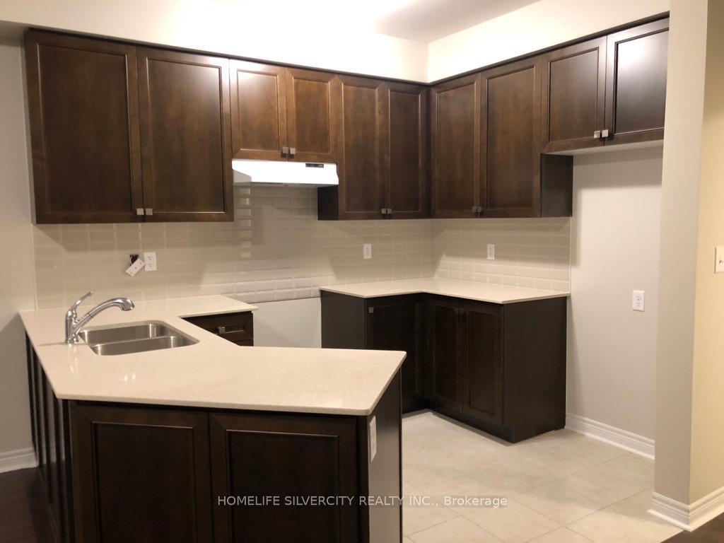 7 Pearman Crescent, Brampton, ON L7A 4Y8