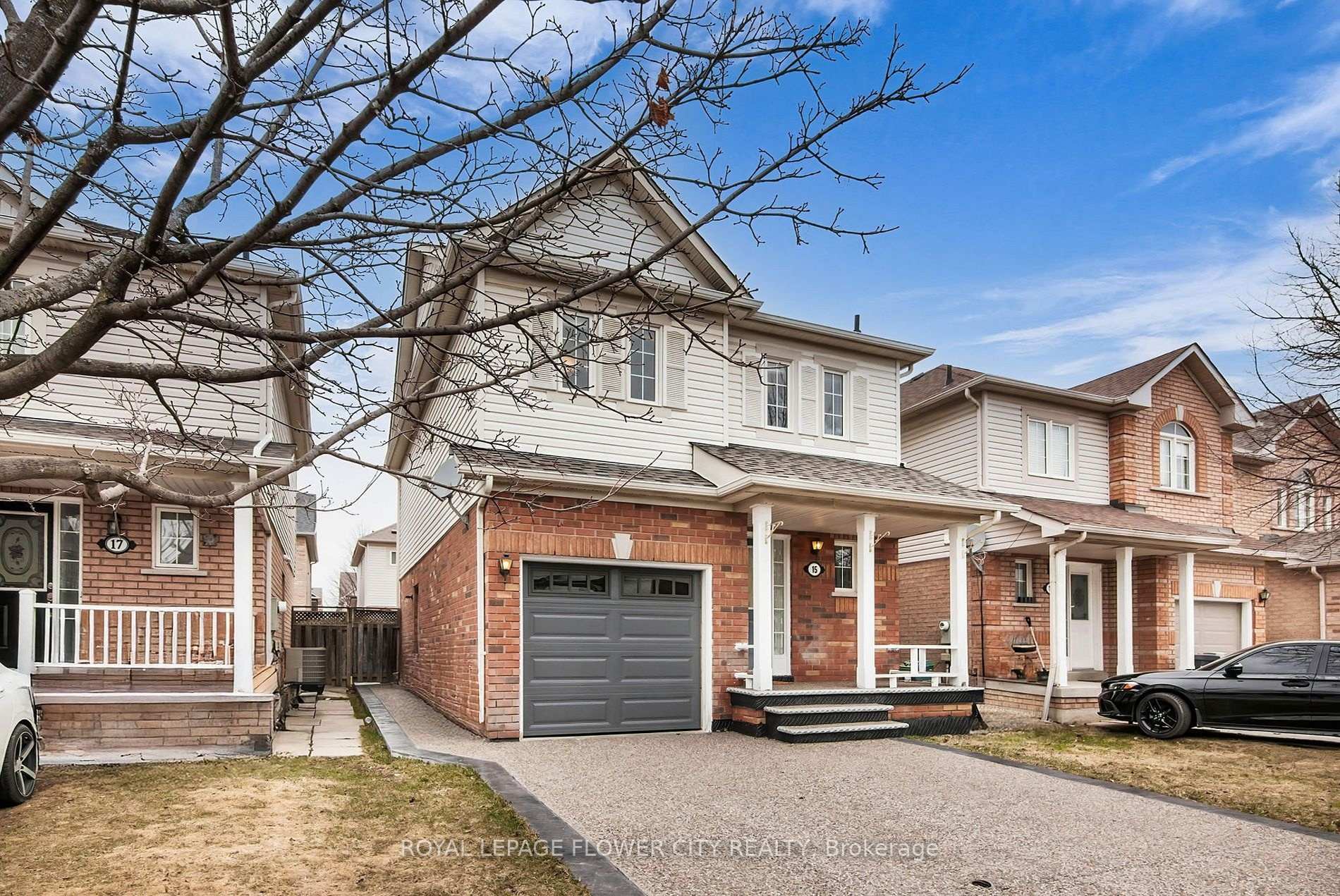 15 Ridgemore Crescent, Brampton, ON L7A 2L6