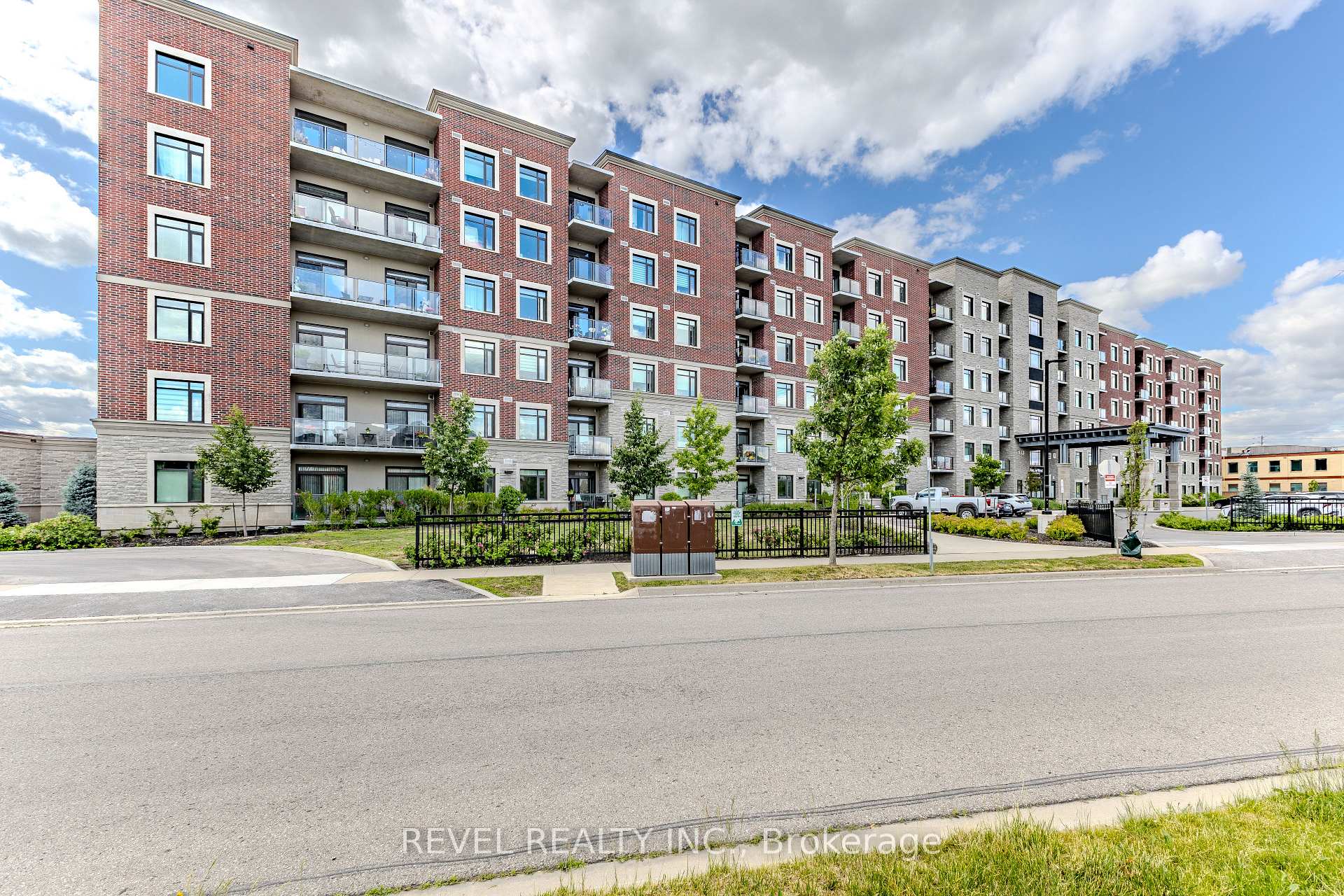 830 Megson Terrace 605, Milton, ON L9T 9M7