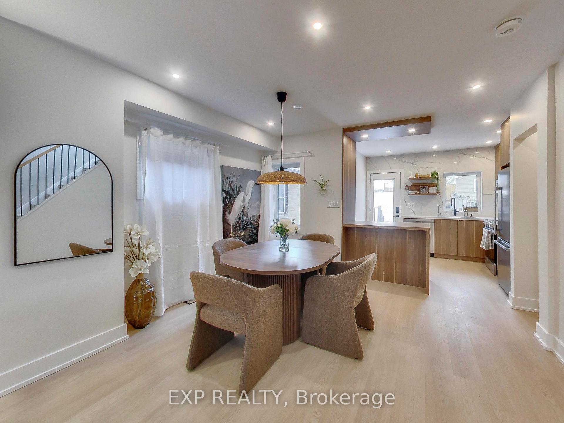 37 Gilbert Avenue, Toronto W03, ON M6E 4W2