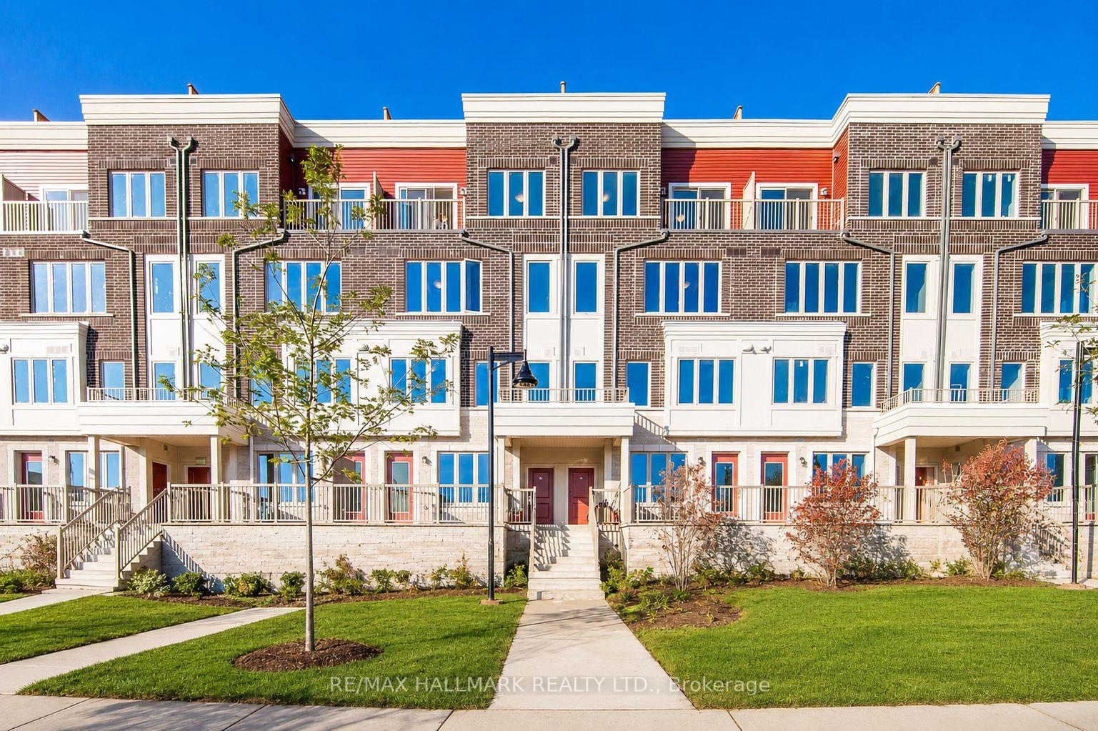 100 Long Branch Avenue 31, Toronto W06, ON M8W 0A9