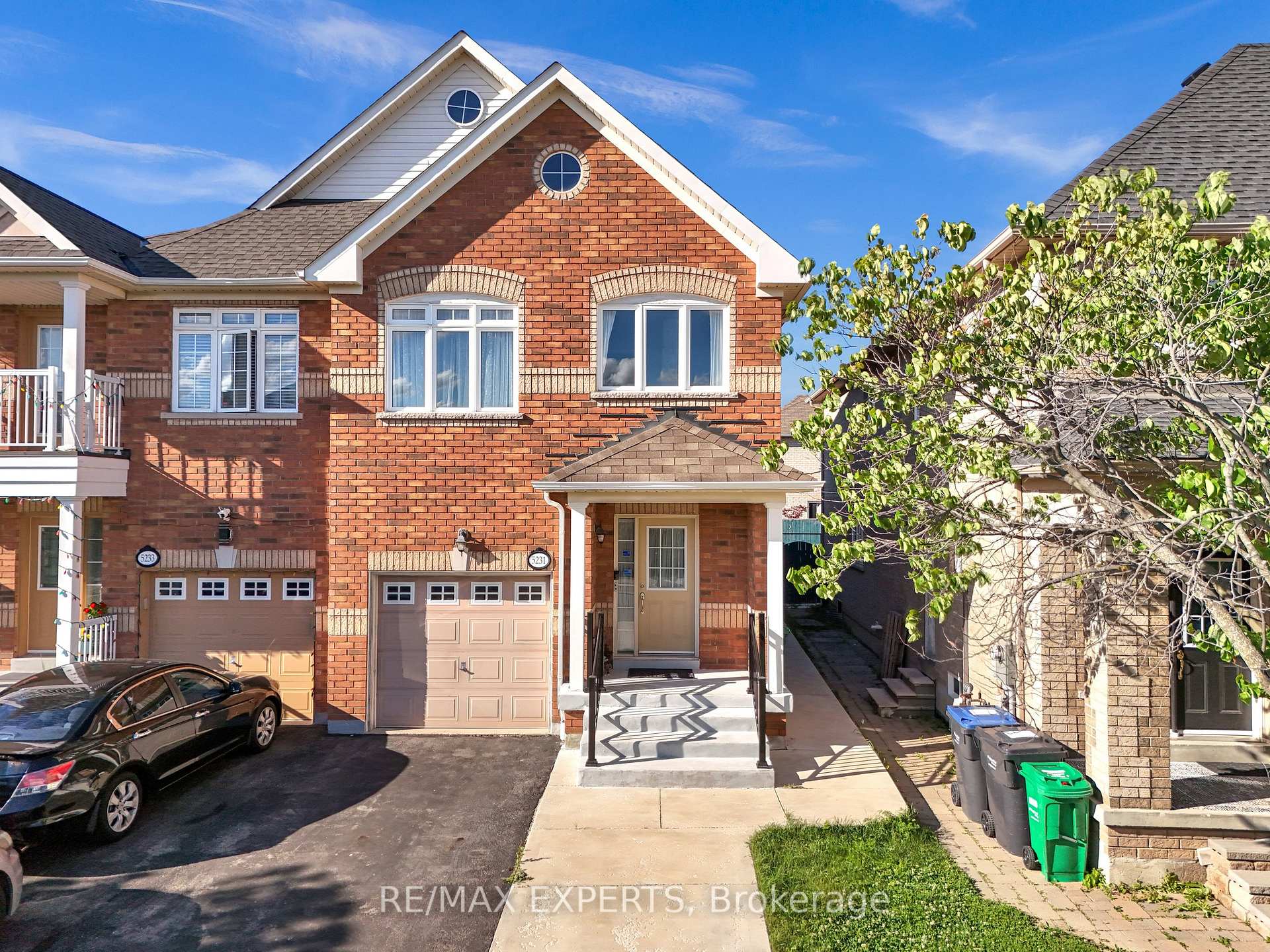 5231 Tresca Trail, Mississauga, ON L5M 0C9