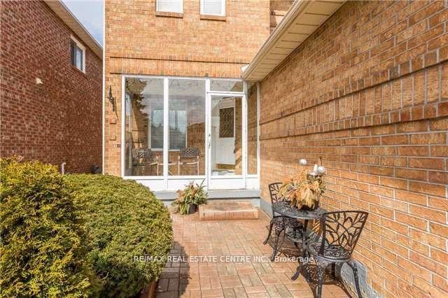 22 Matterdale Avenue BSMT, Brampton, ON L6Y 4J6