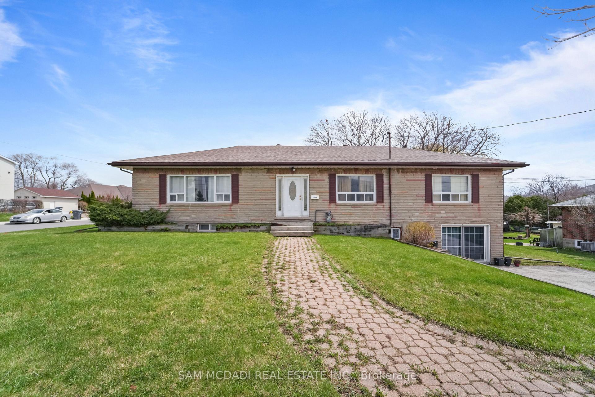 2230 Britannia Road W, Mississauga, ON L5M 1R3