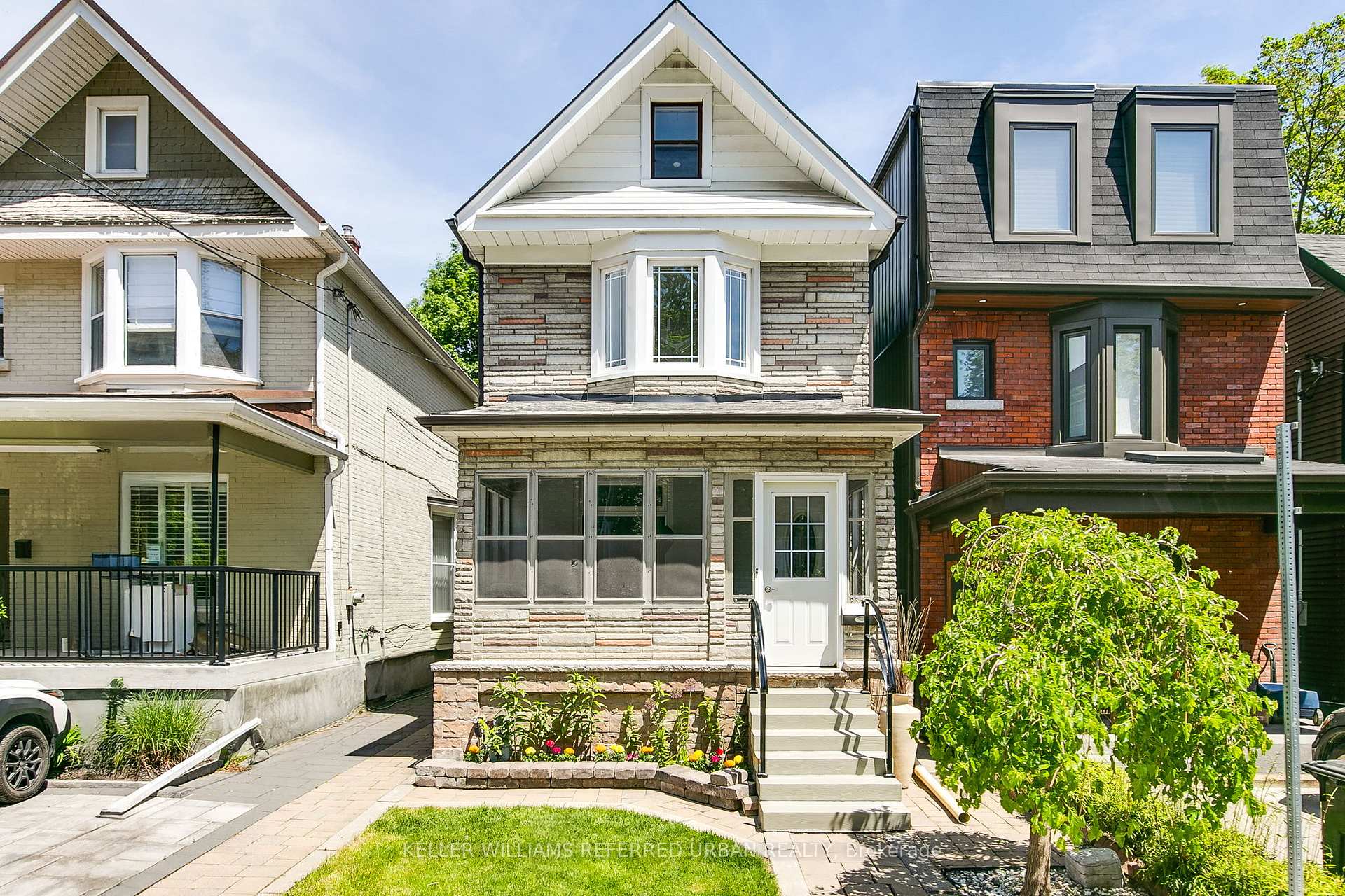 235 Bartlett Avenue, Toronto W02, ON M6H 3G3