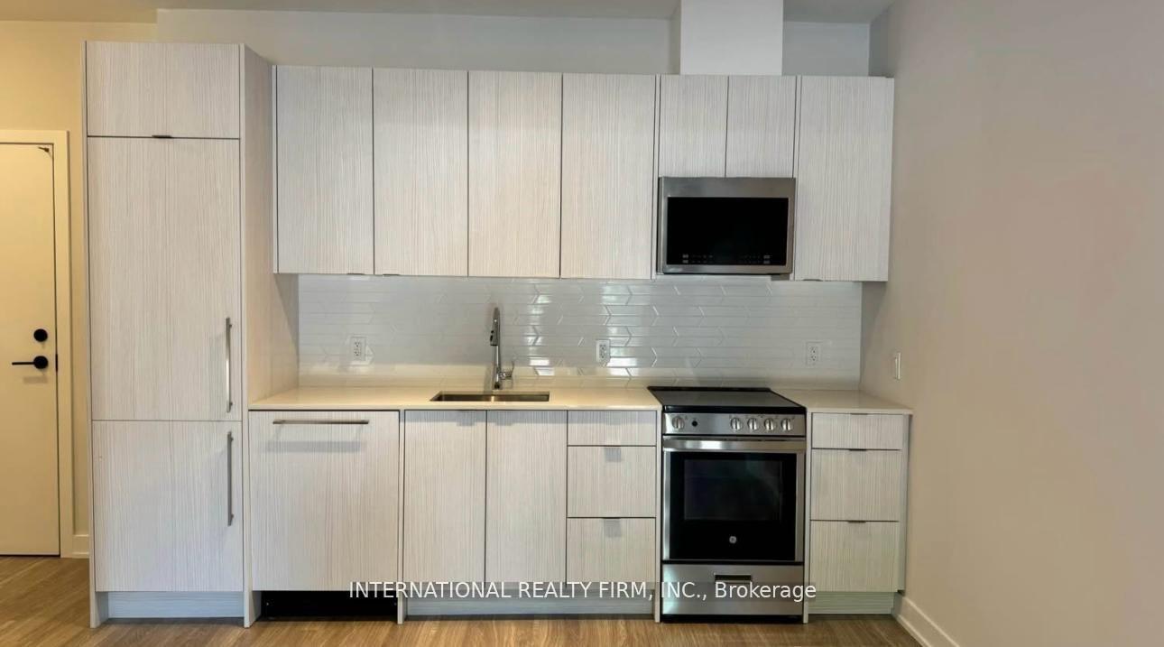 4130 Parkside Village Drive, Mississauga, ON L5B 0L7