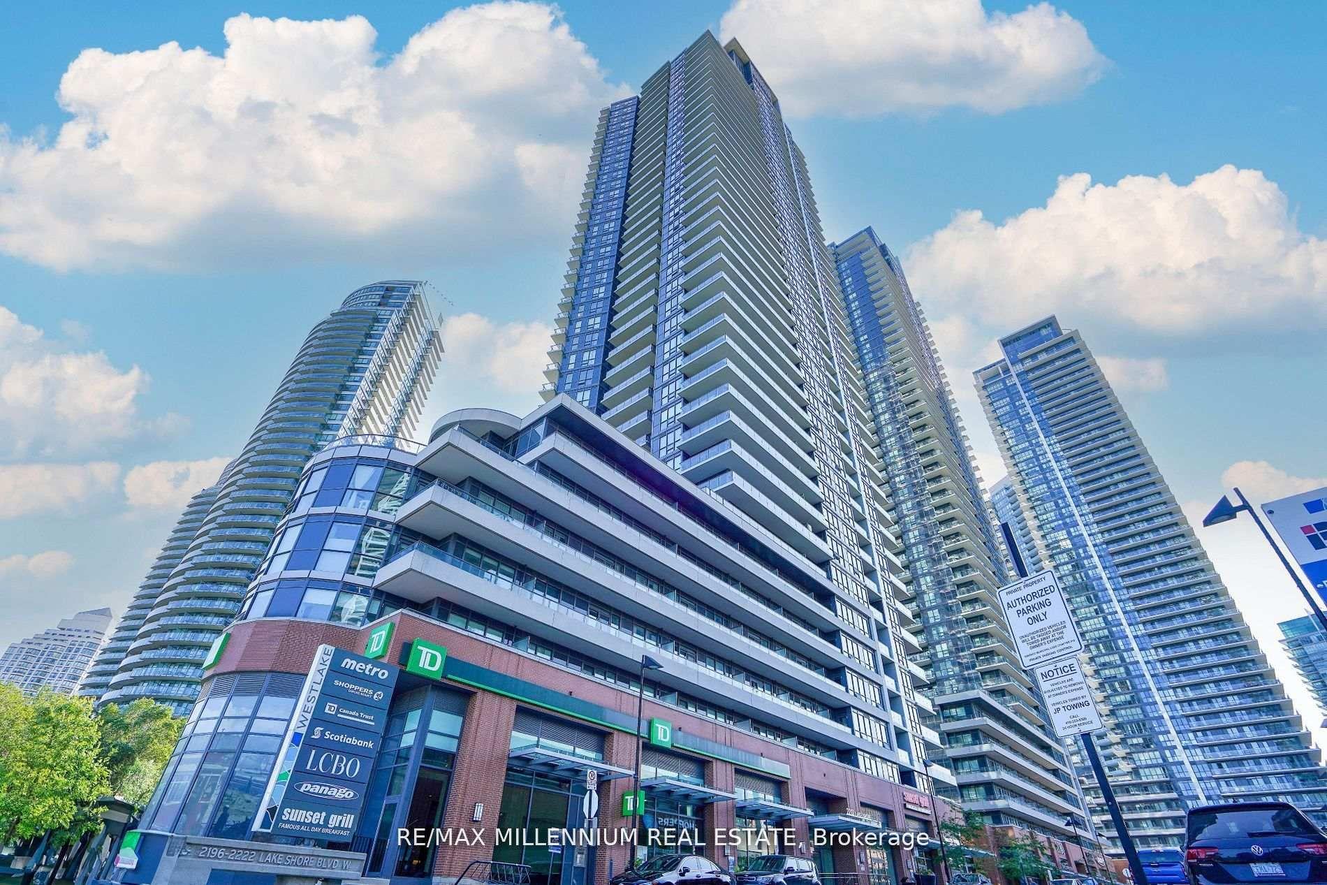 2212 Lake Shore Boulevard W 3106, Toronto W06, ON M8V 1A4