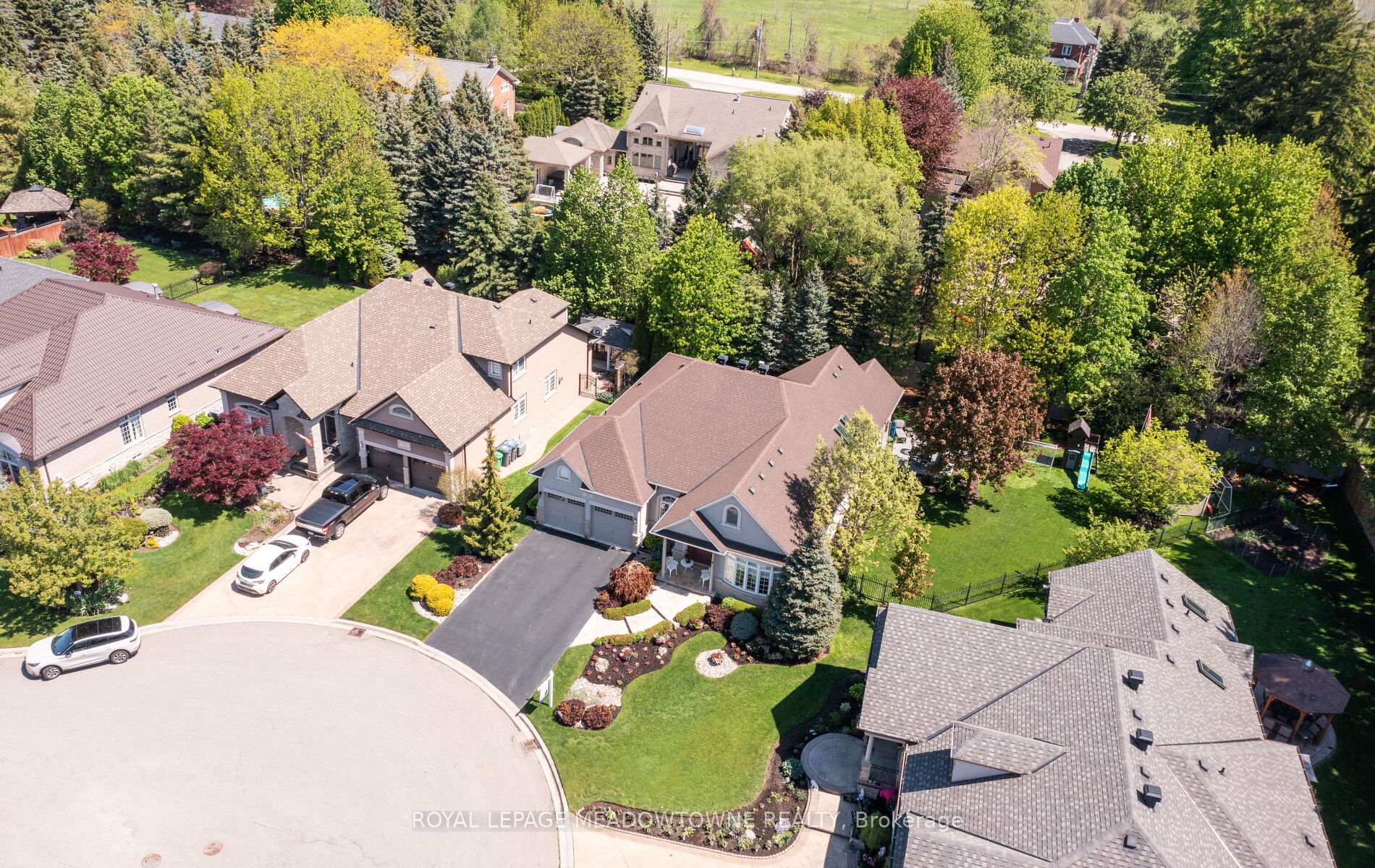 21 Tristan Court, Brampton, ON L6Y 5S2