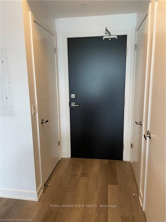 5220 Dundas Street D412, Burlington, ON L7R 3X4