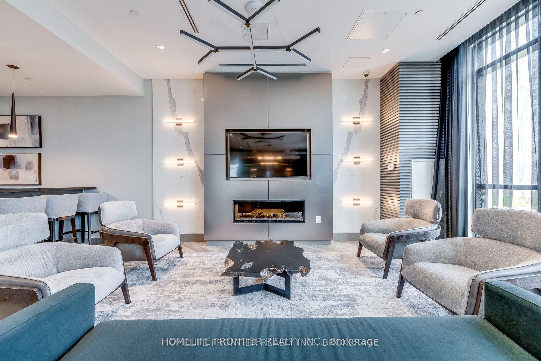 50 Thomas Riley Road SE 722, Toronto W08, ON M9N 0C5