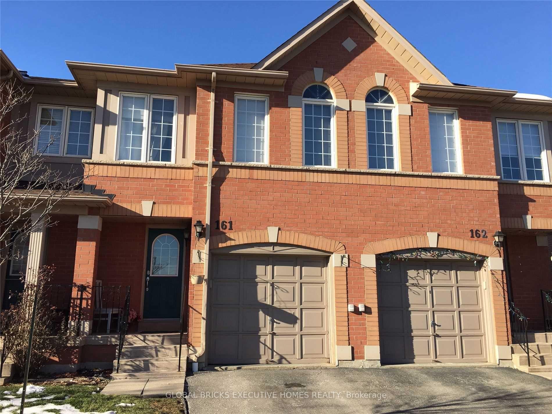 5030 Heatherleigh Avenue 161, Mississauga, ON L5V 2G5