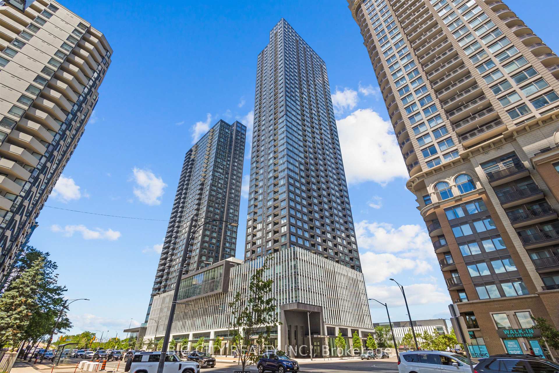 395 Square One Drive 3304, Mississauga, ON L5B 0P6
