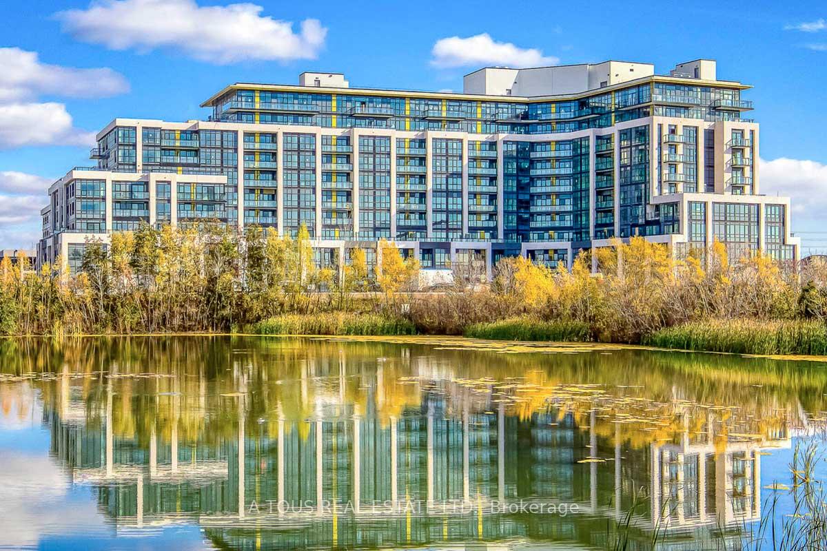 405 Dundas St Street W 311, Oakville, ON L6M 5P9