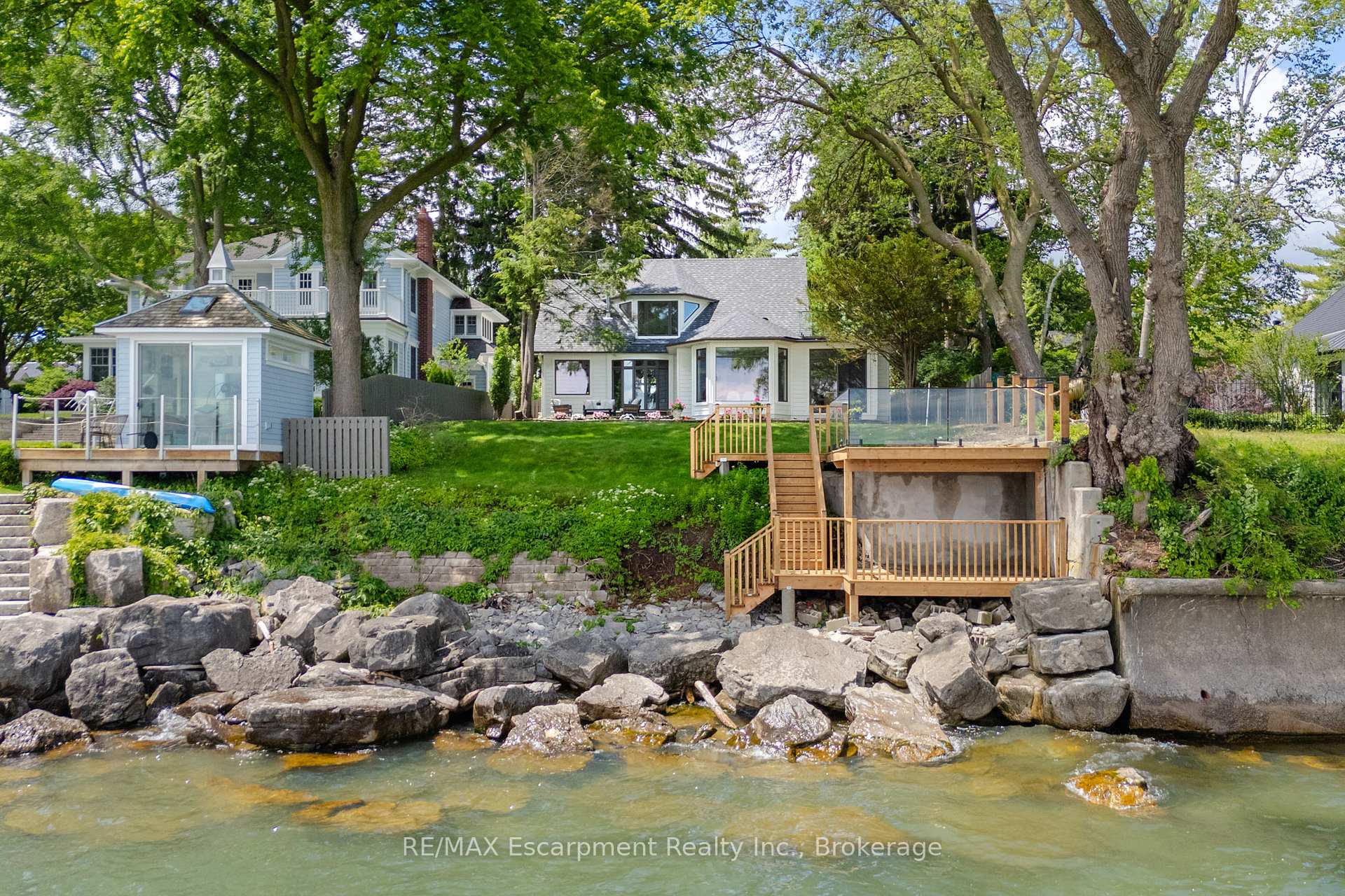 21 Second Street, Oakville, ON L6J 3T1