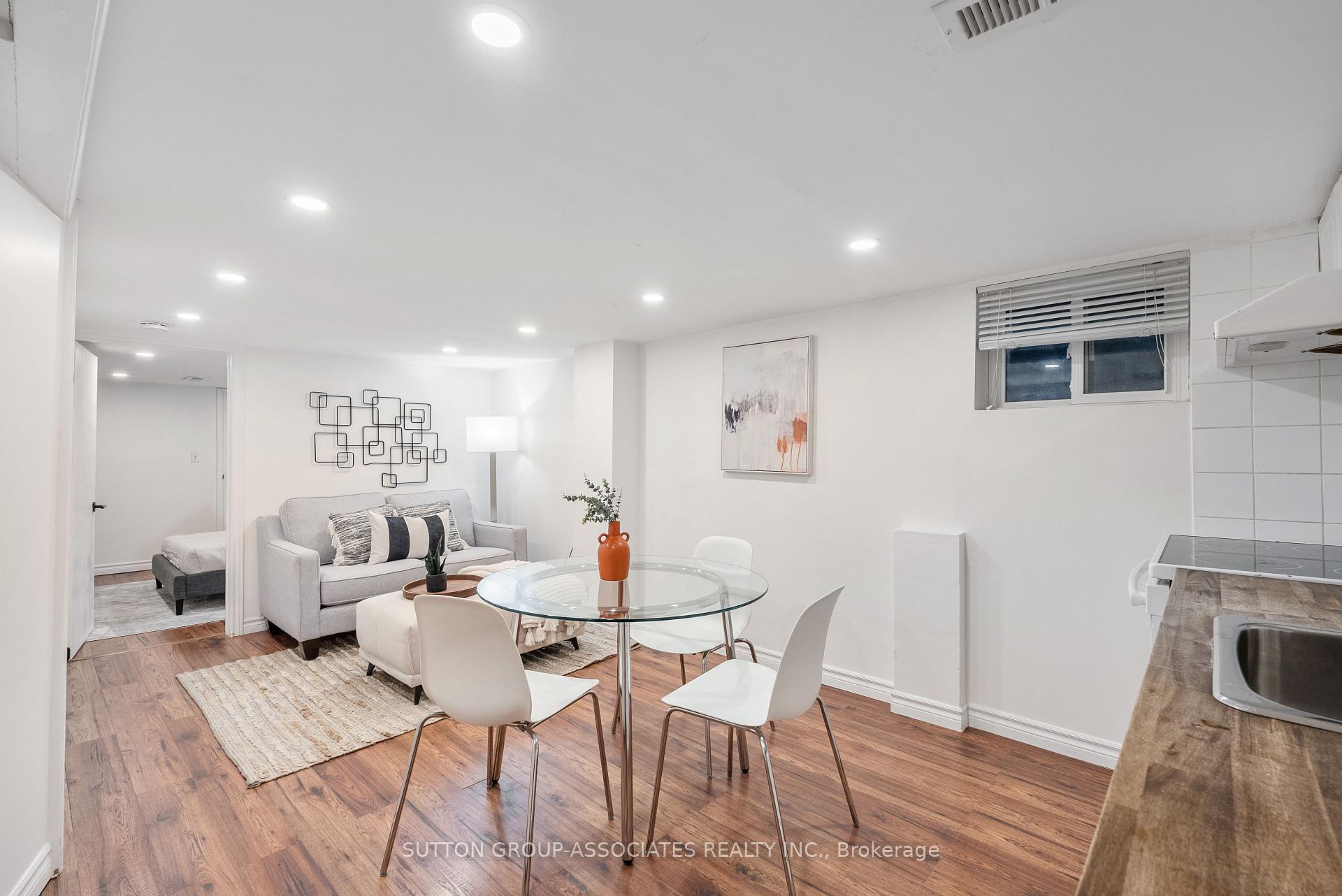 10 Innes Avenue BSMT, Toronto W03, ON M6E 1M8