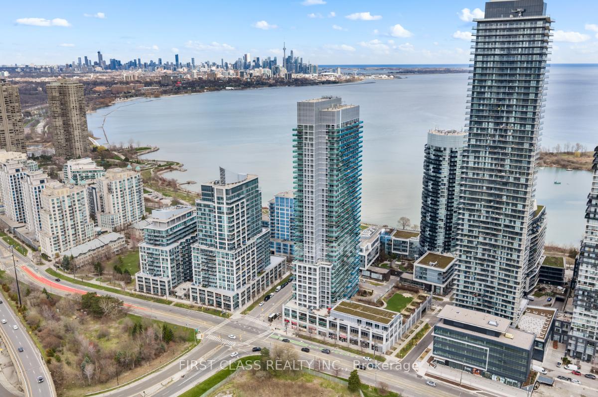 16 Brookers Lane Ph-03, Toronto W06, ON M8V 0A5