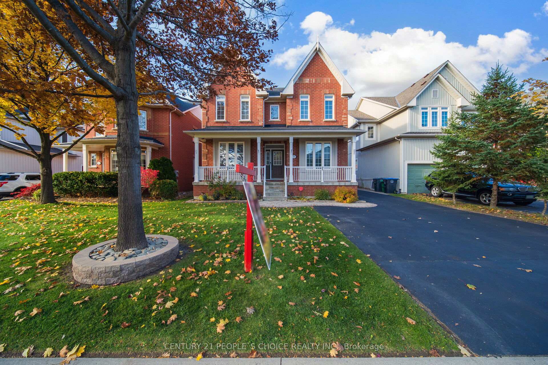 915 Gaslight Way, Mississauga, ON L5W 1A2