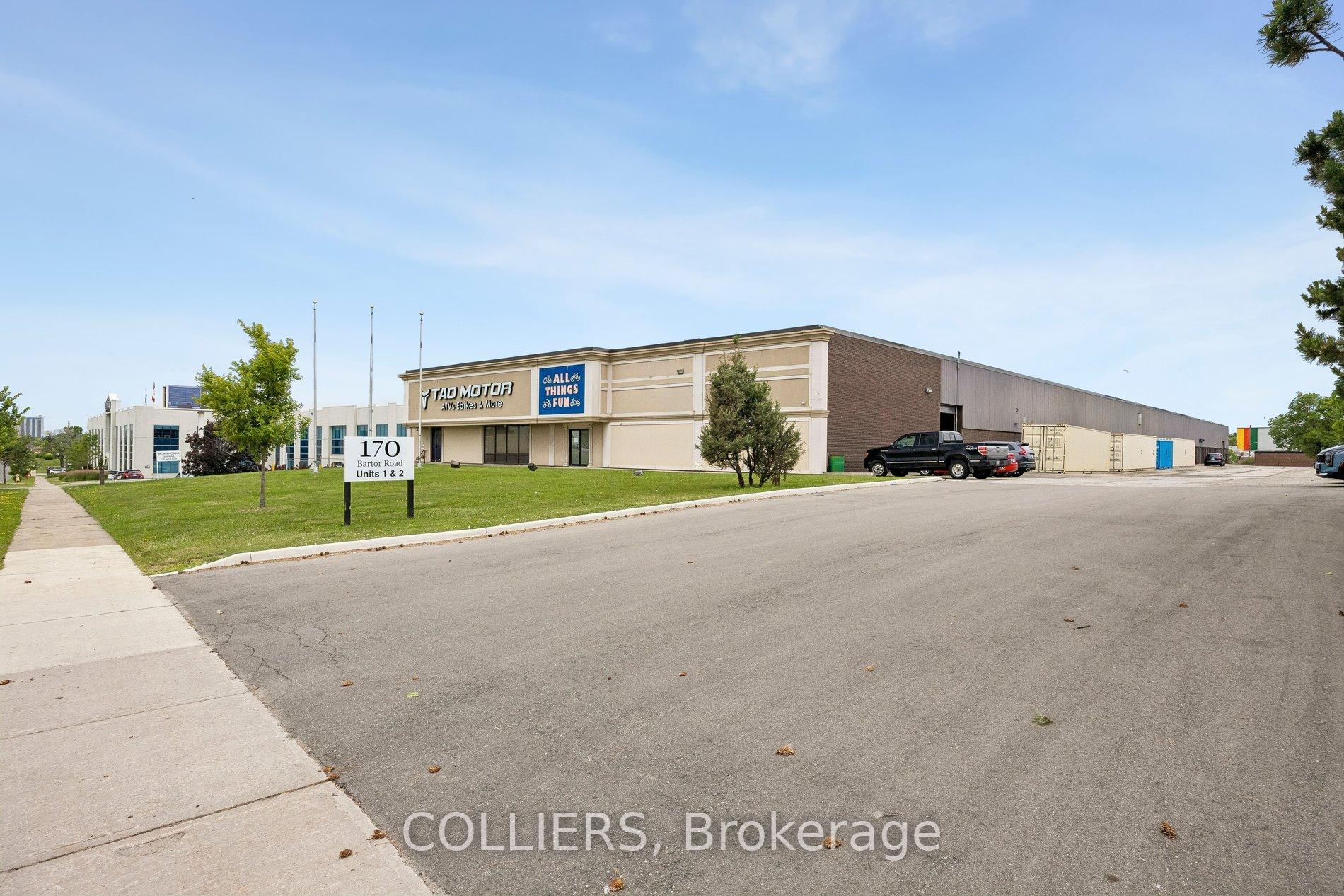 170 Bartor Road, Toronto W05, ON M9M 2W6