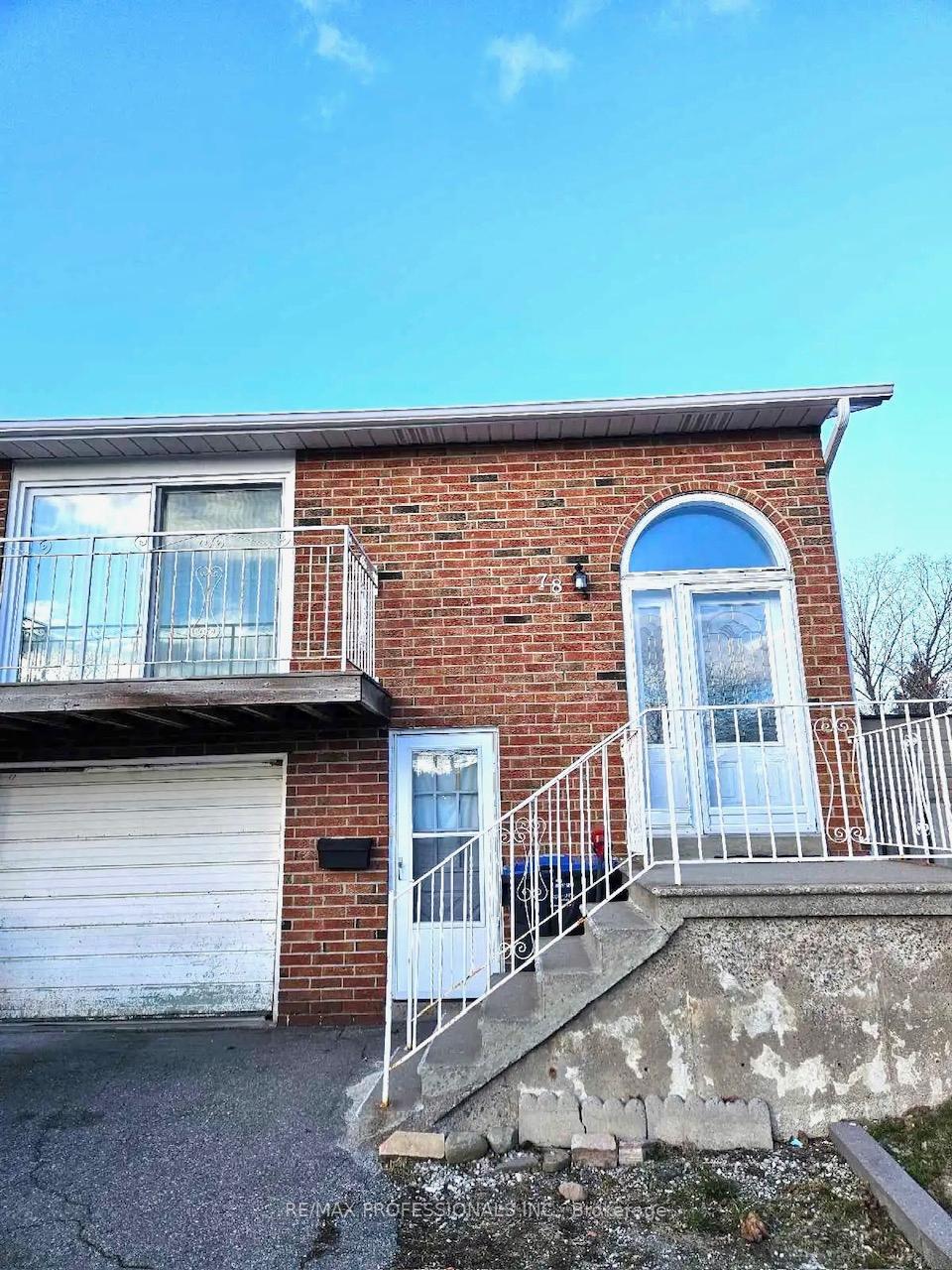 78 Marchbank Crescent MAIN, Brampton, ON M6S 3B1