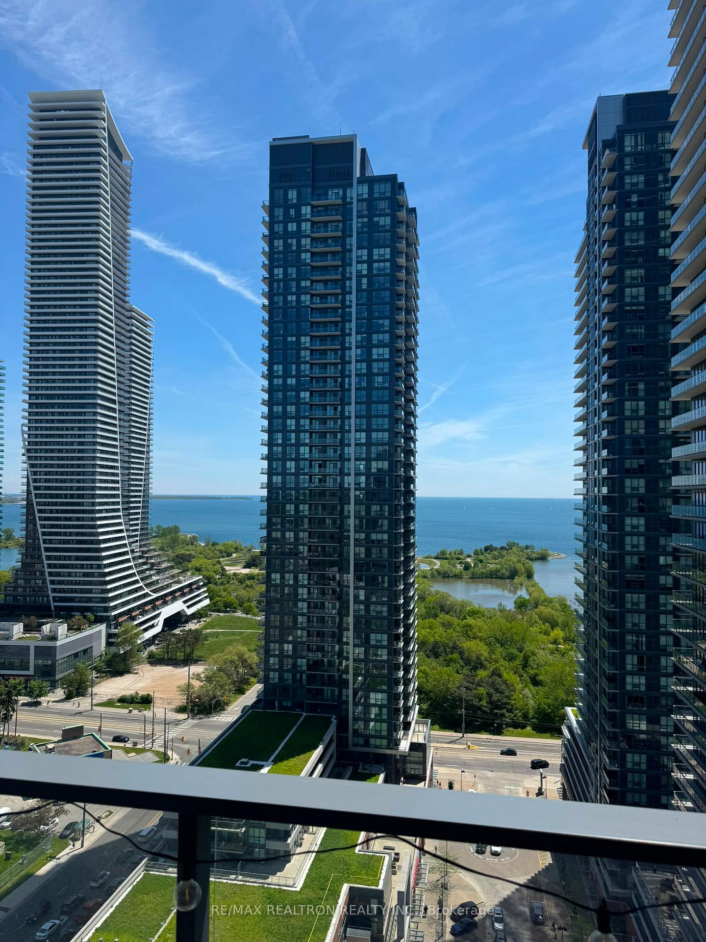 10 Park Lawn Road 2310, Toronto W06, ON M8V 0H9