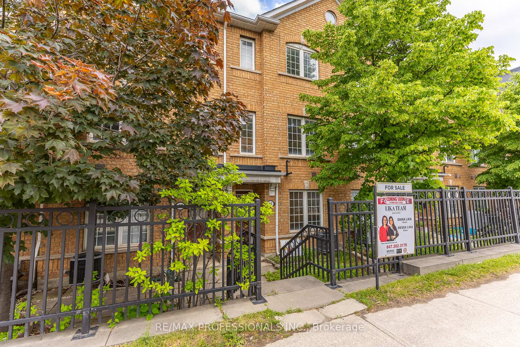 45 Weston Road, Toronto W02, ON M6N 5H3