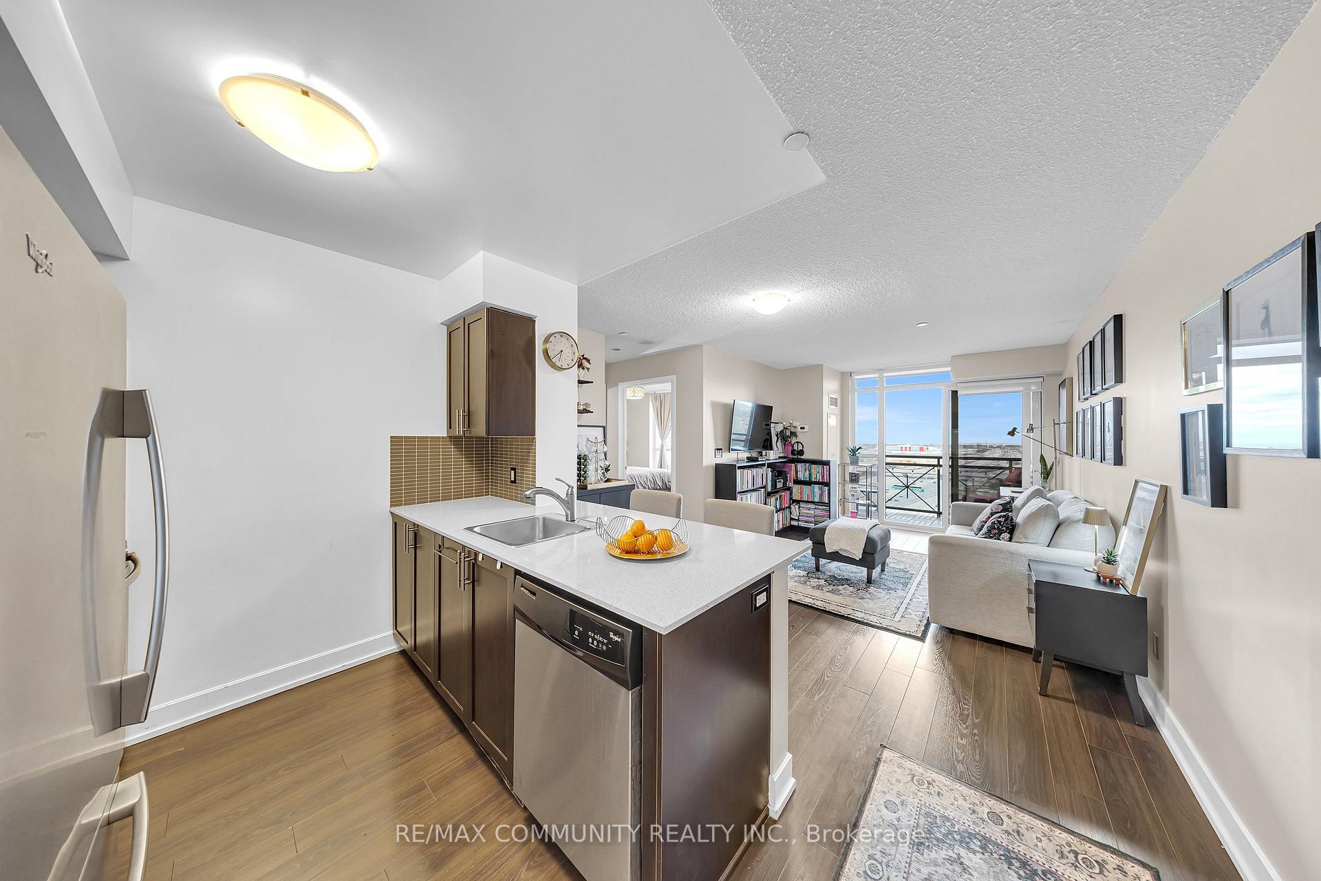 2 Eva Road 1227, Toronto W08, ON M9C 0A9