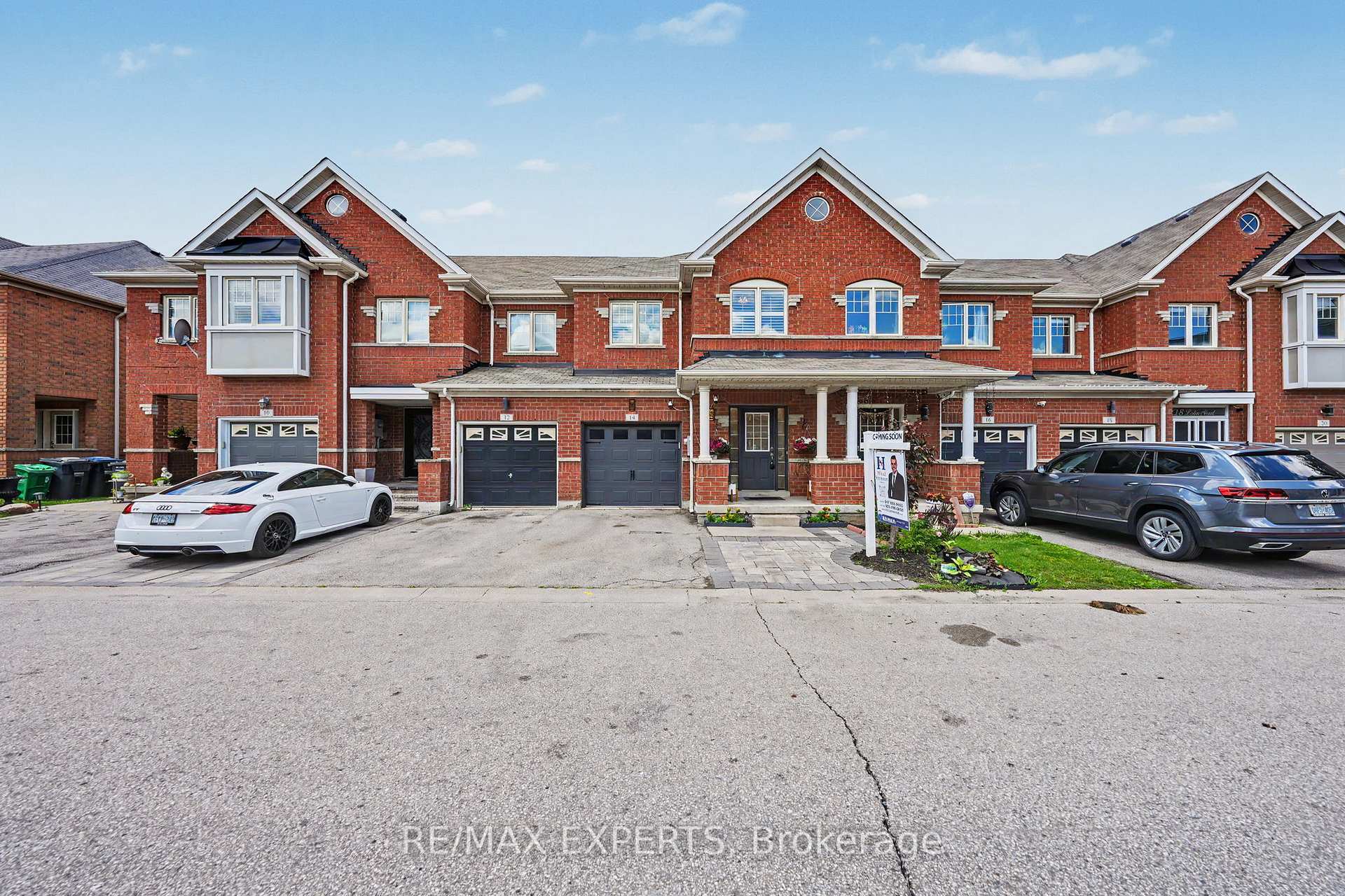 14 Lotus Street, Brampton, ON L6P 3E1