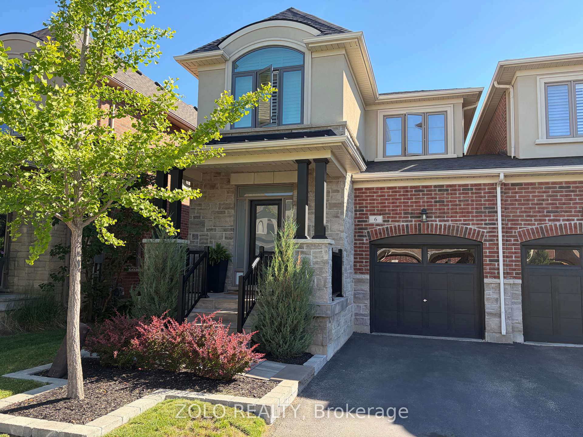 6 Diamond Leaf Lane, Halton Hills, ON L7G 0G7