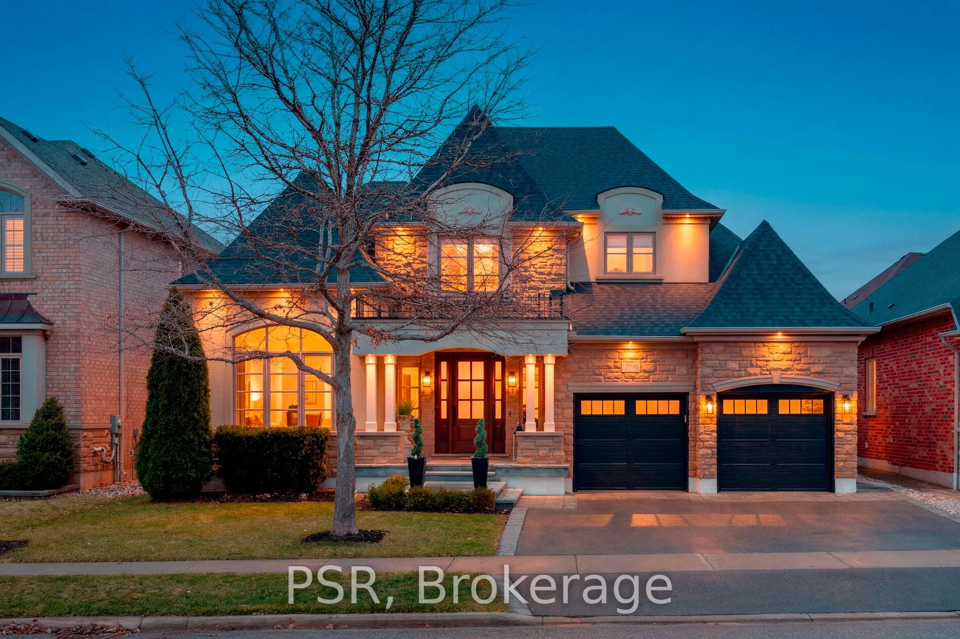 2040 Bingley Crescent, Oakville, ON L6M 0E4
