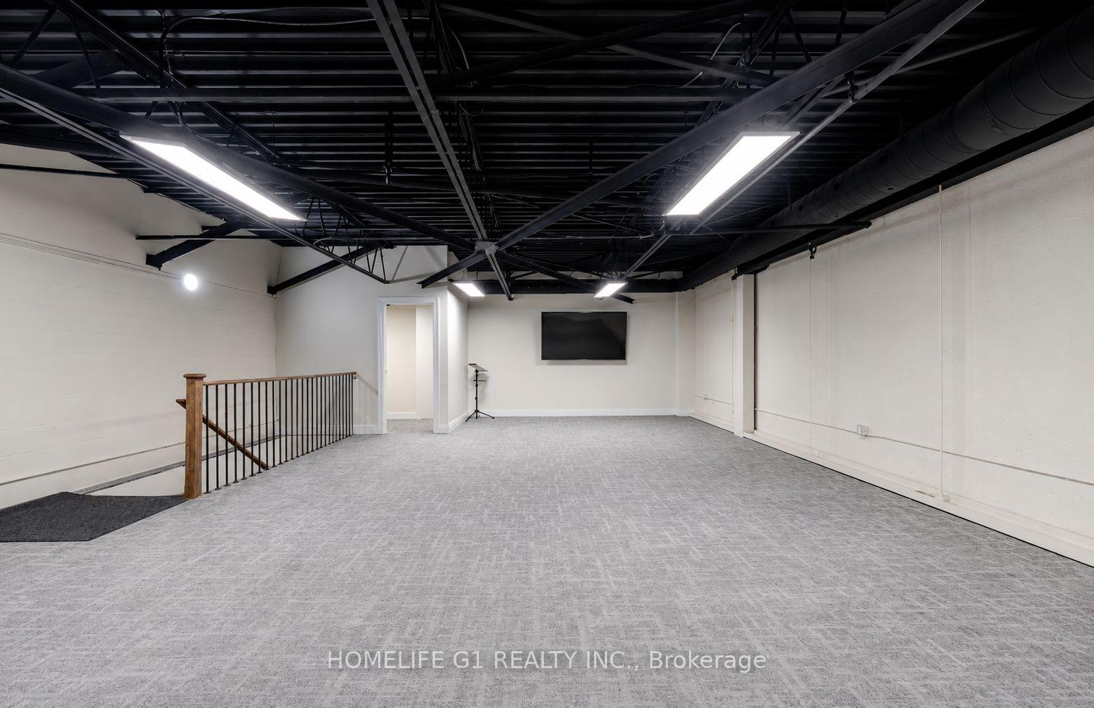 2601- Matheson Boulevard, Mississauga, ON L4W 5A8