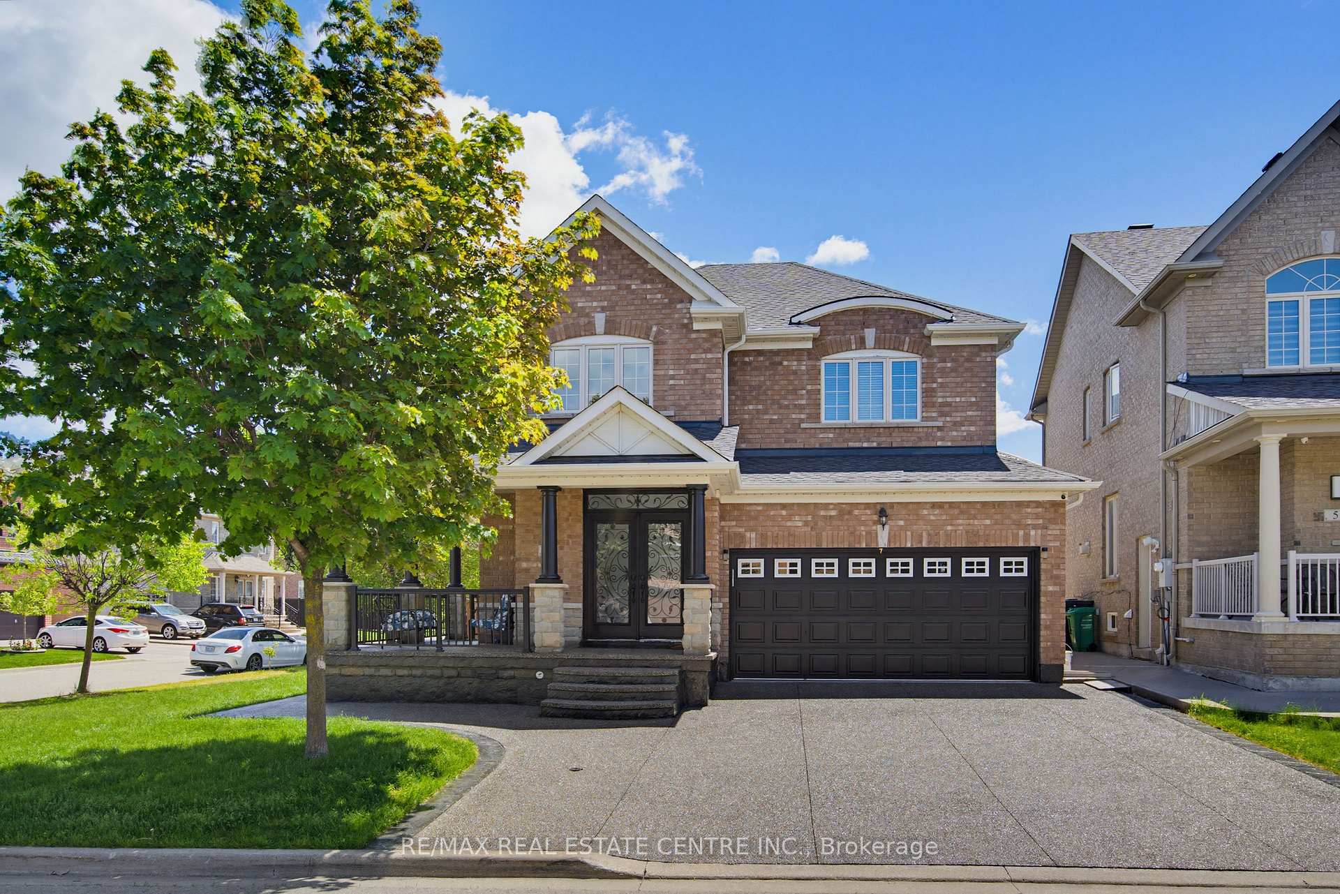 7 Resserville Street, Brampton, ON L6R 0N5