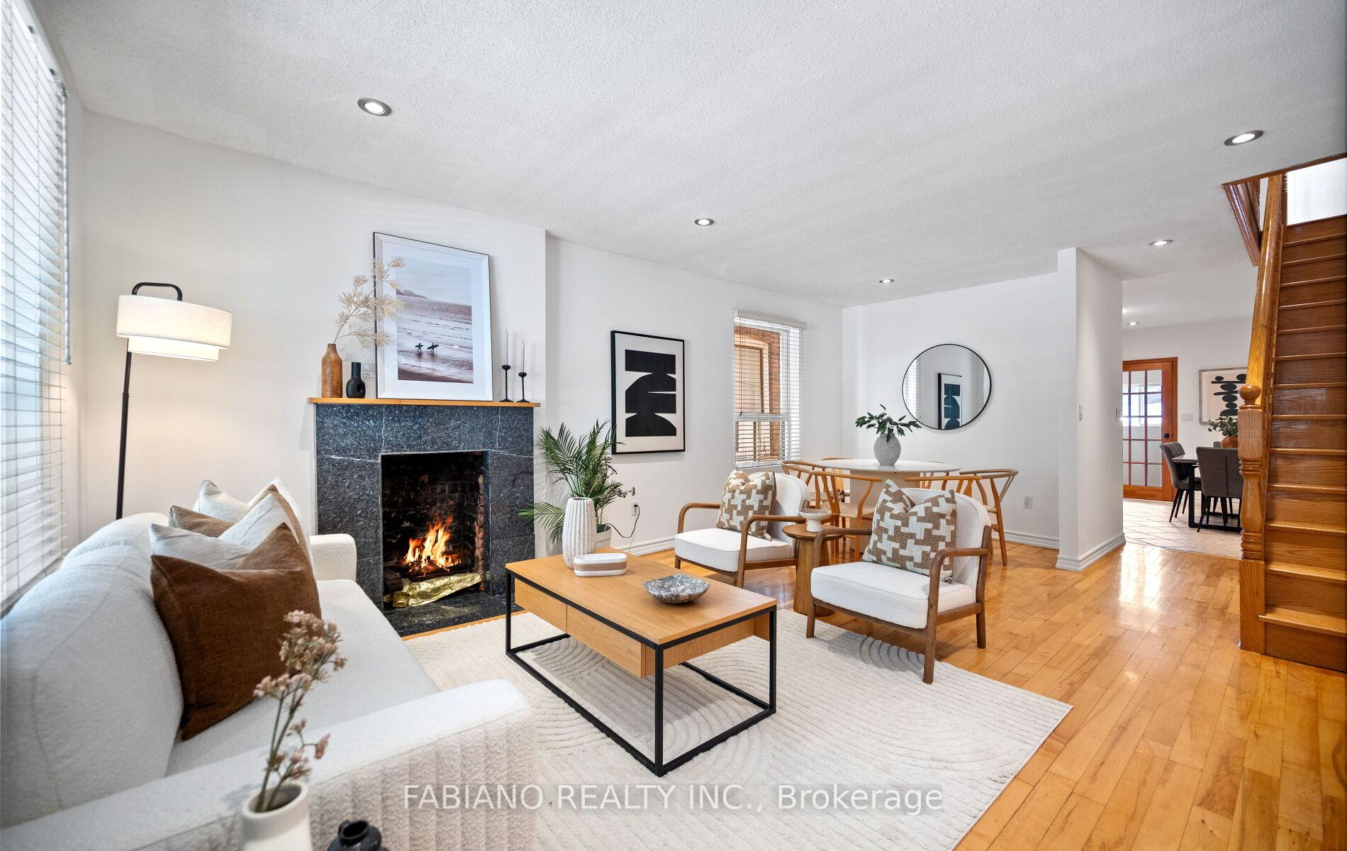 332 Osler Street, Toronto W03, ON M6N 2Z5