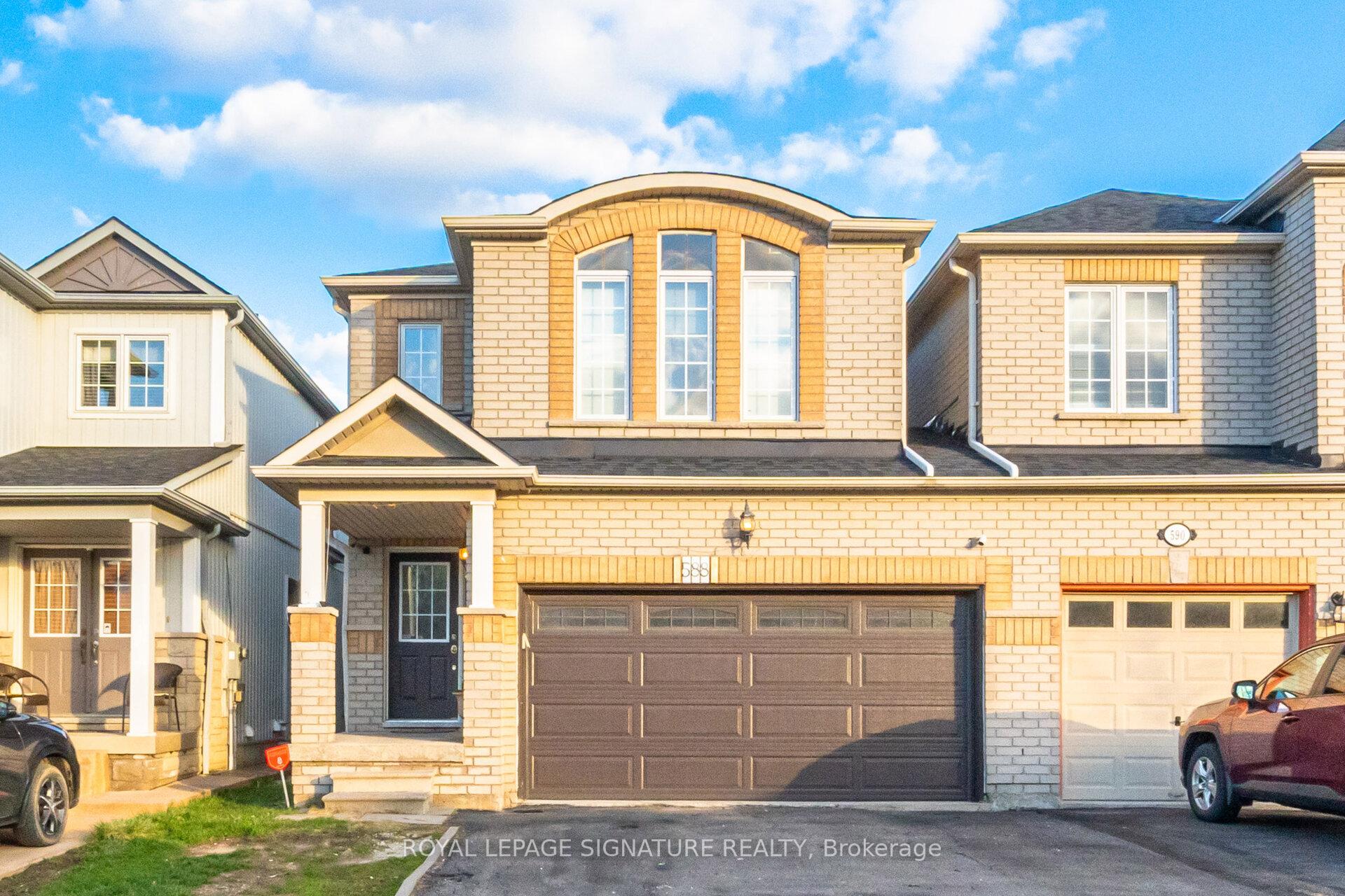 588 Rossellini Drive, Mississauga, ON L5W 1M4