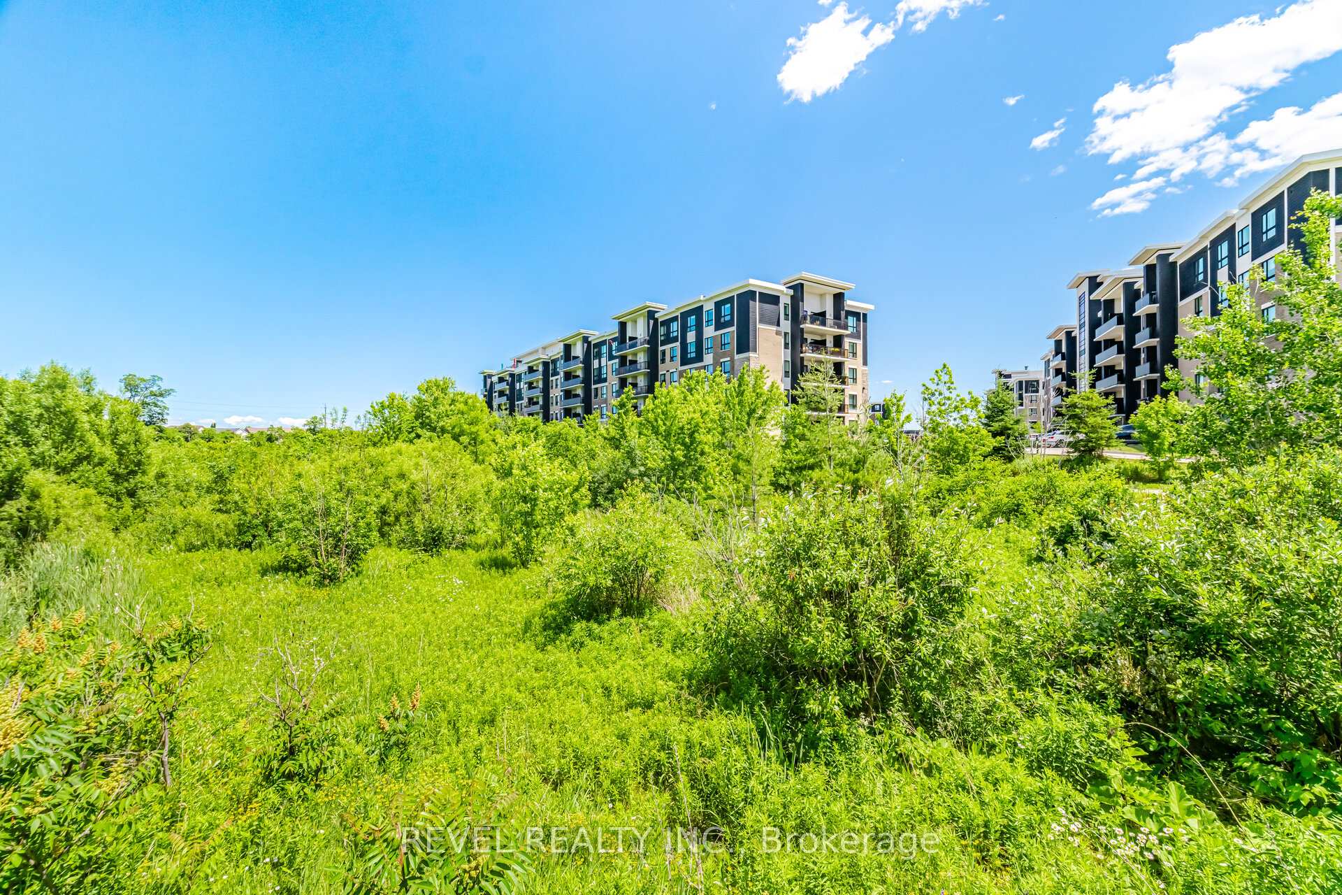 630 Sauve Street 220, Milton, ON L9T 9A6