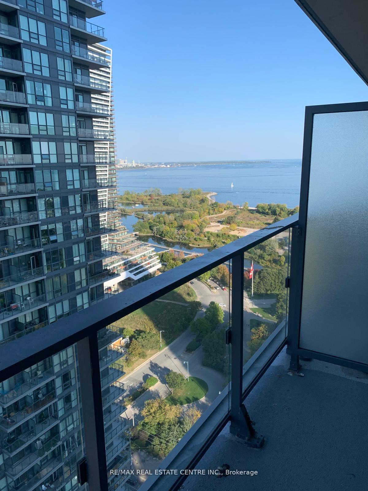 2212 Lakeshore Boulevard W 3510, Toronto W06, ON M8V 1B4