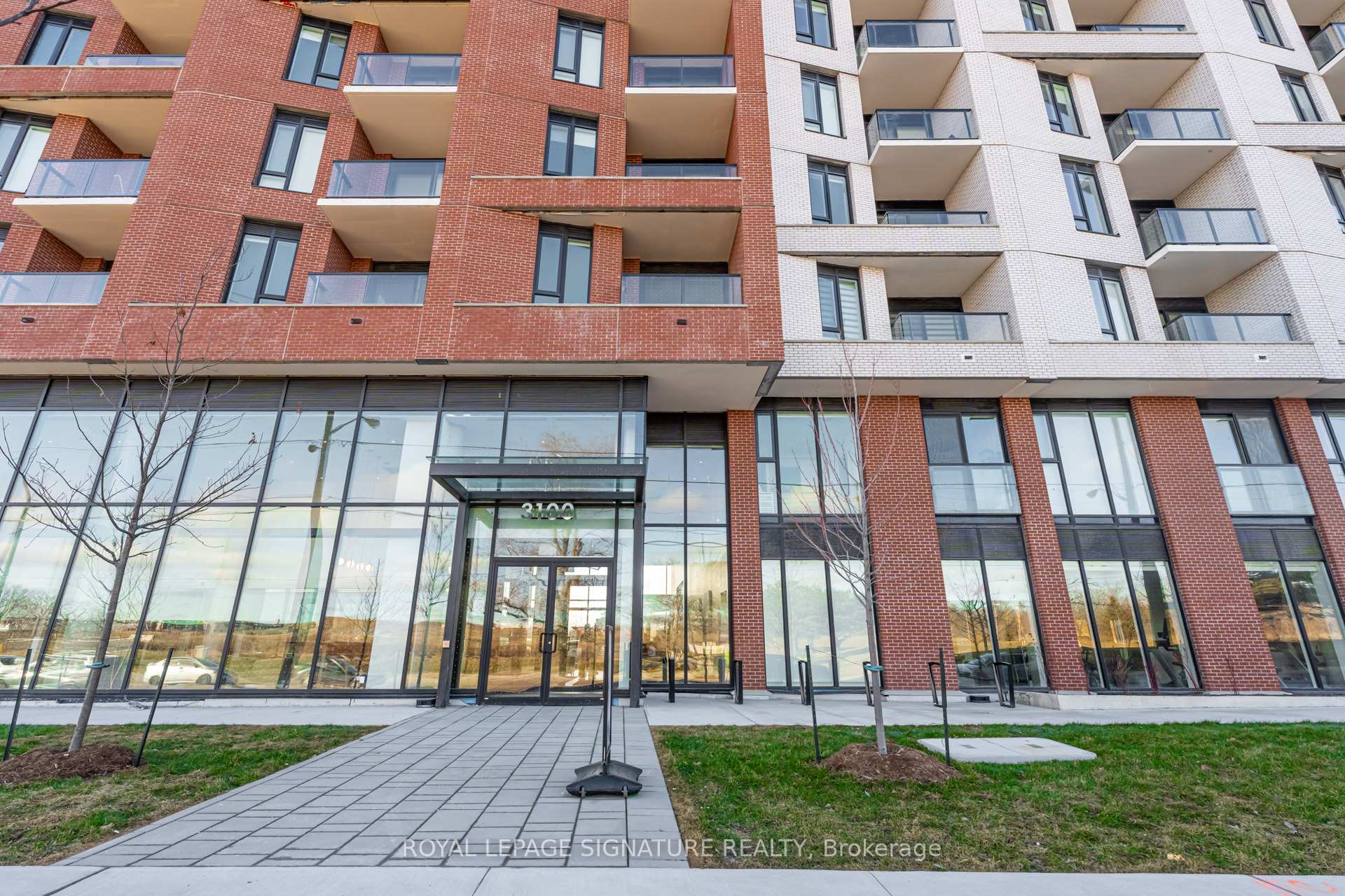 3100 Keele Street 909, Toronto W05, ON M3M 2H4