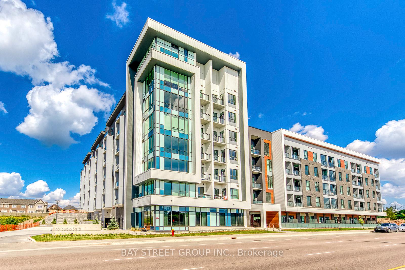 95 Dundas Street W 107, Oakville, ON L6M 5N4