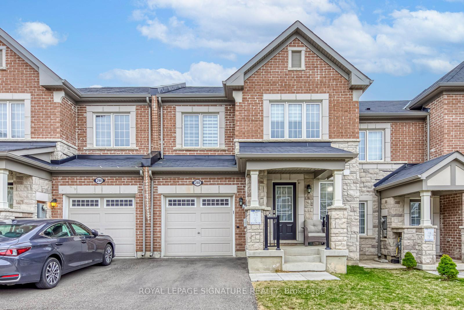 288 Murlock Heights, Milton, ON L9E 1C3