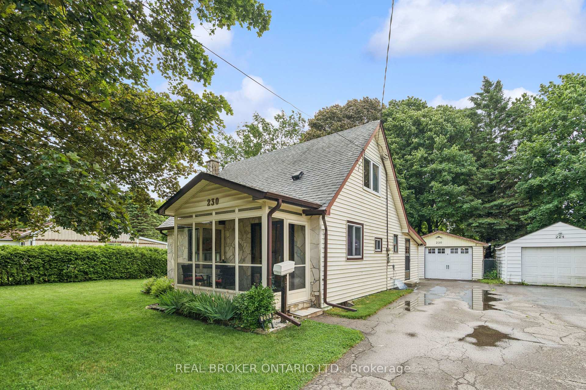 230 Mason Boulevard, Halton Hills, ON L7J 1A8