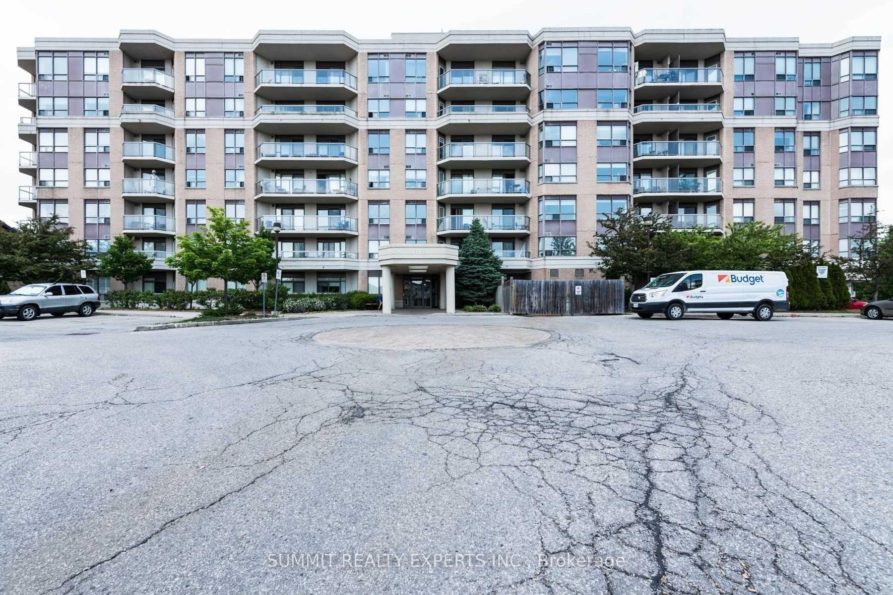 300 Ray Lawson Boulevard 512, Brampton, ON L6Y 5H5