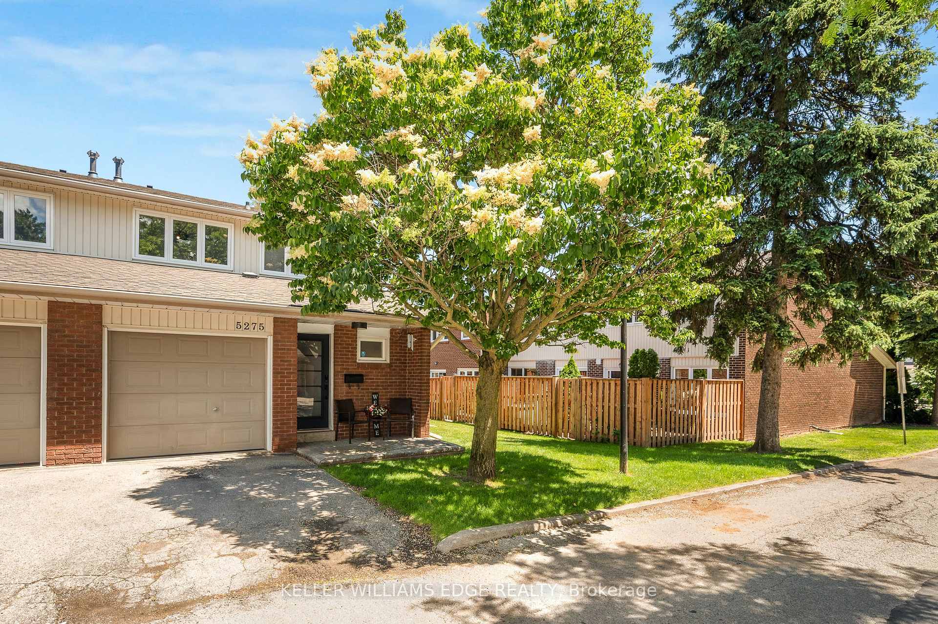 5275 Banting Court, Burlington, ON L7L 2Z4