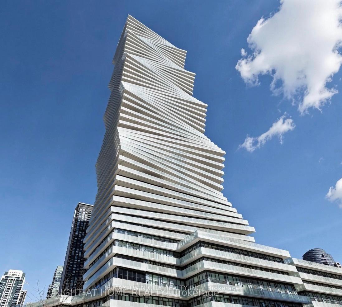 448 Burnhamthorpe Road W 4412, Mississauga, ON L4W 2A6