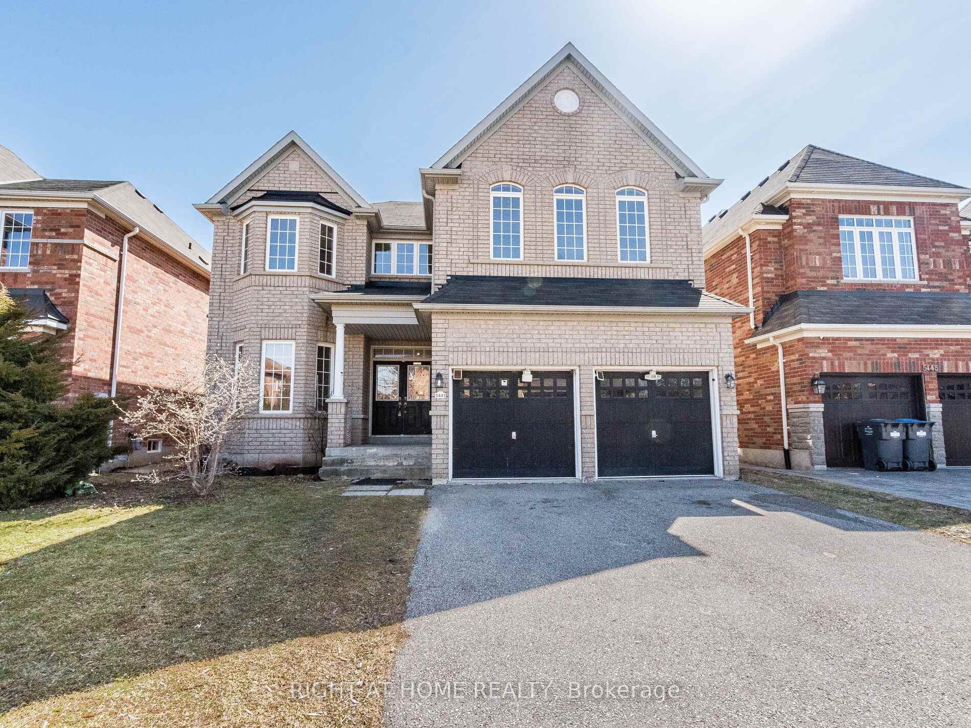 5441 Valhalla Crescent, Mississauga, ON L5M 0K5