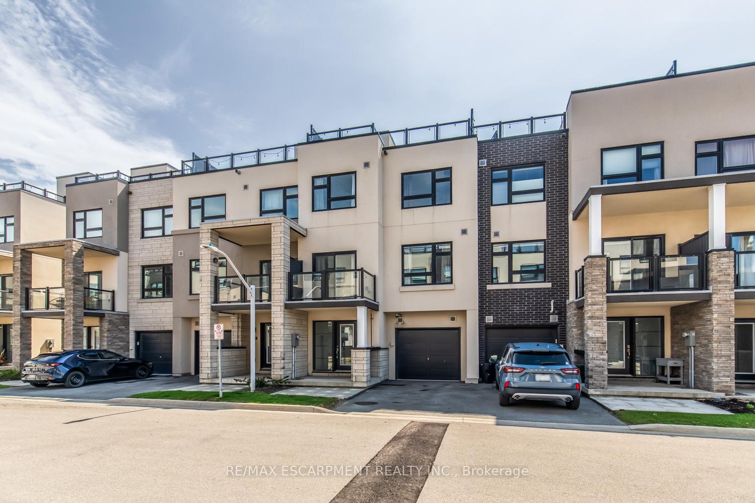 1121 Cooke Boulevard 32, Burlington, ON L7T 0C3