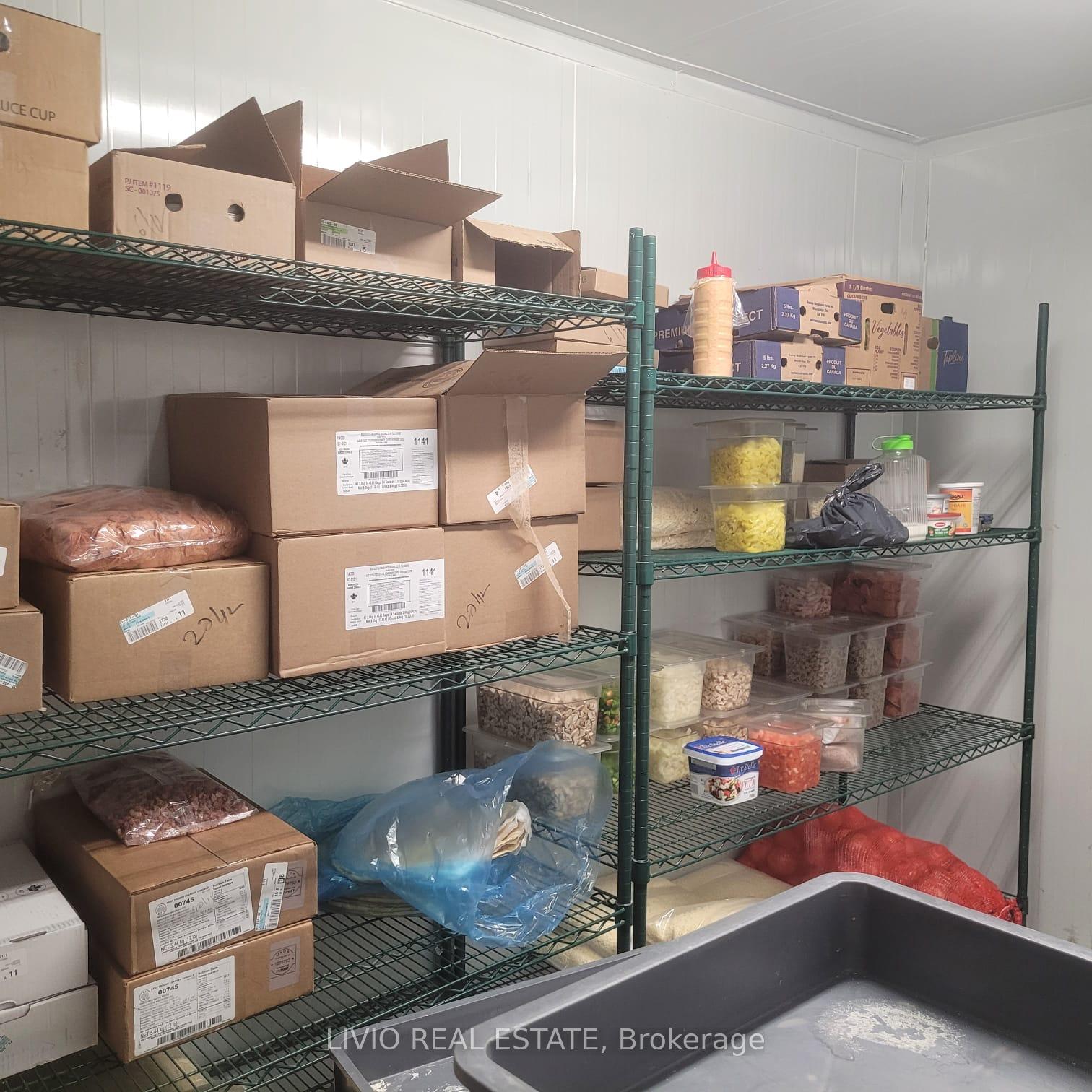 11 Westmore Drive 6, Toronto W10 — photo 5 of 5