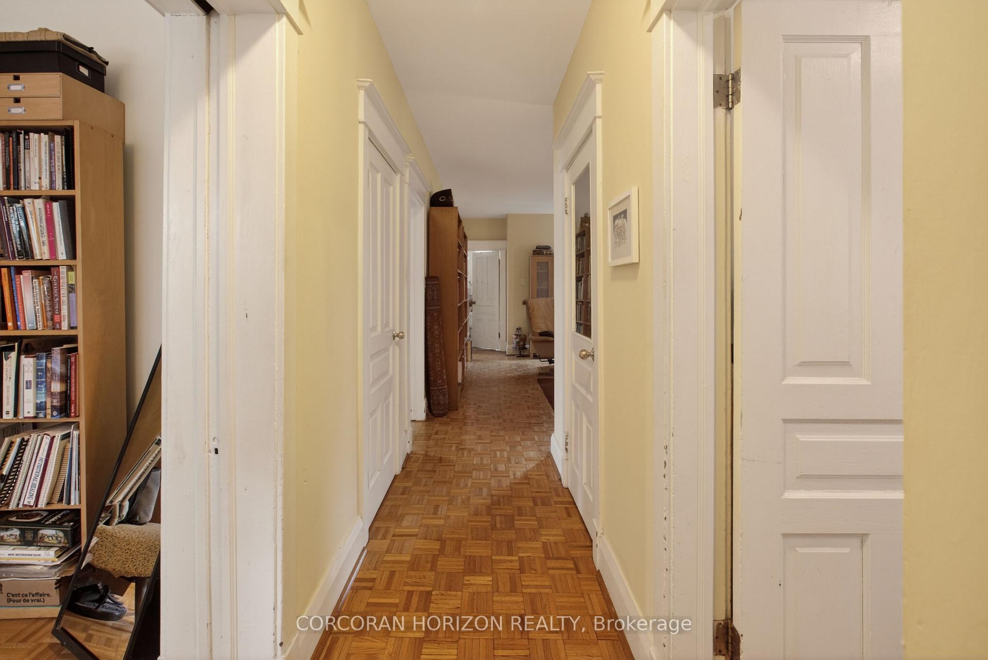 355 Parkside Drive, Toronto W01 — photo 5 of 5